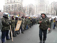 В Киеве формируют батальон территориальной обороны. Запасов воды и продуктов пока хватает
